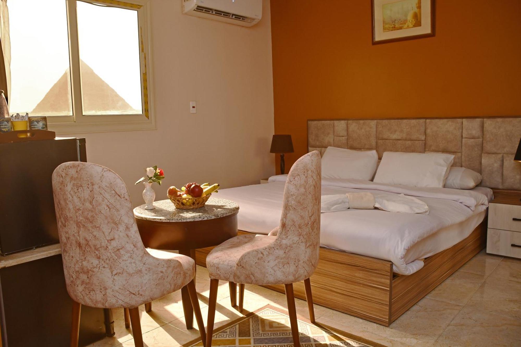 Nun Pyramids Hotel Kafrat al Jabal Екстер'єр фото