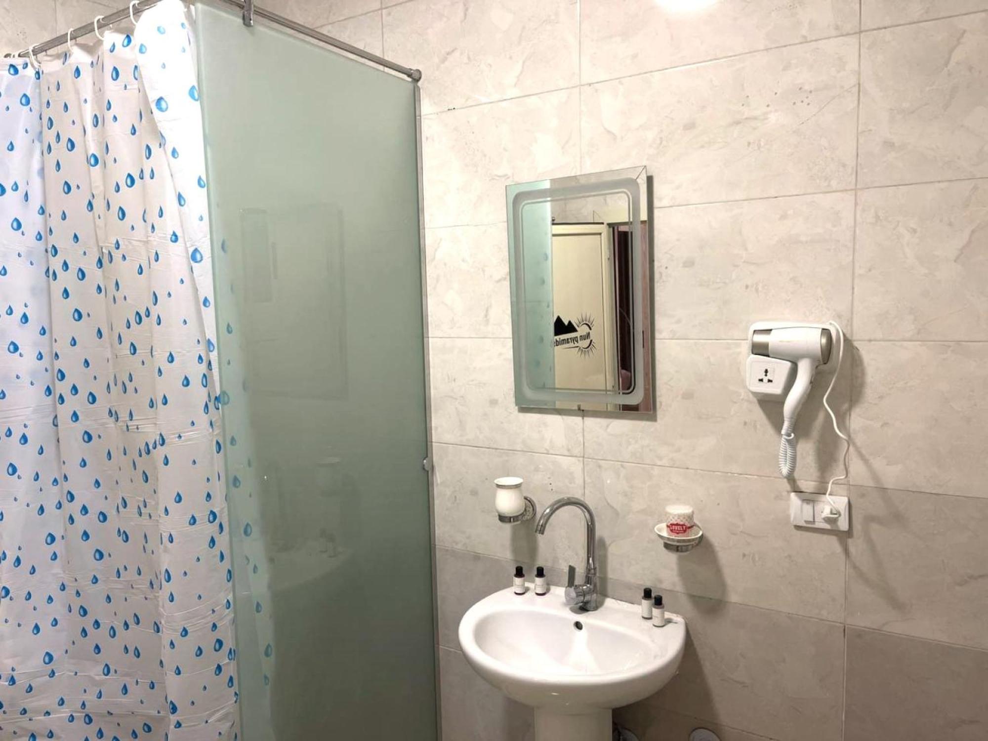 Nun Pyramids Hotel Kafrat al Jabal Номер фото